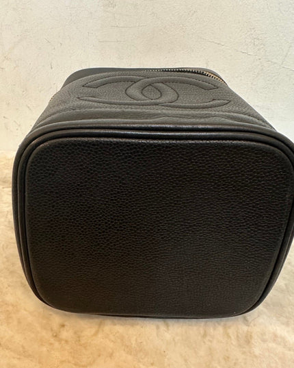 Sold!! Chanel black caviar leather vanity top handle bag with removable strap