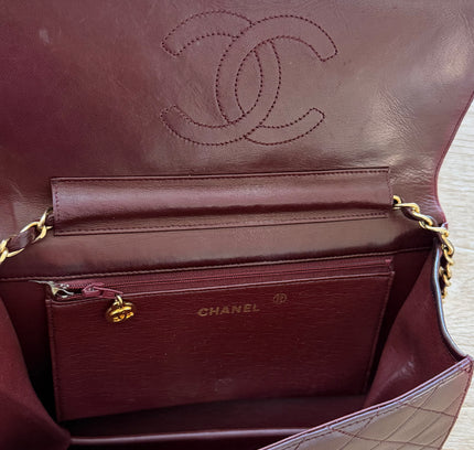 Chanel Quilted Flap Bag – maroon Leather with Turn Lock and Chain