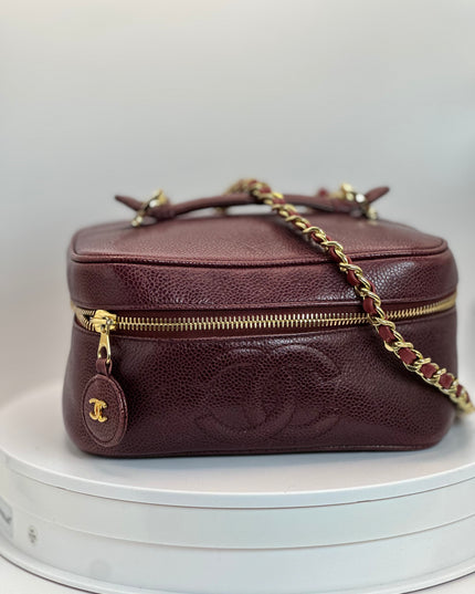 Chanel Burgandy caviar vanity with removable crossbody strap