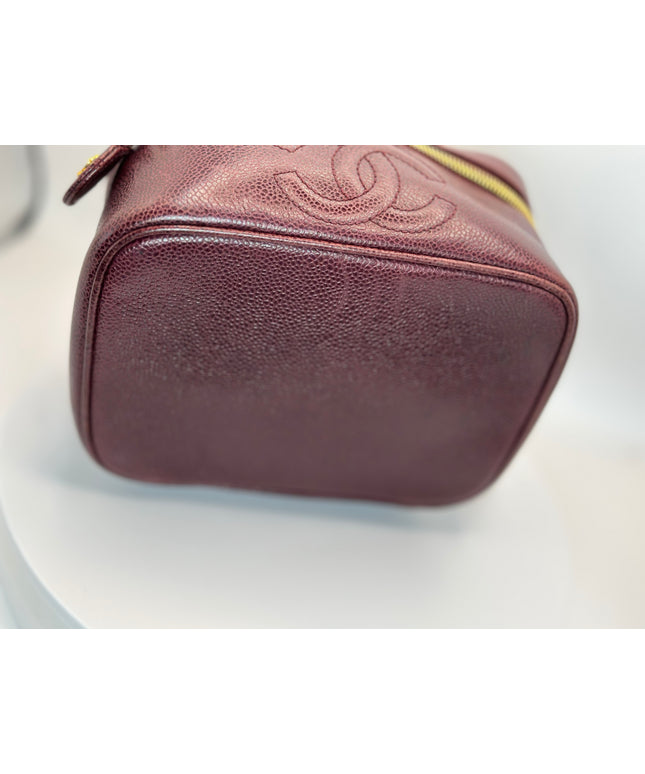 Chanel Burgandy caviar vanity with removable crossbody strap