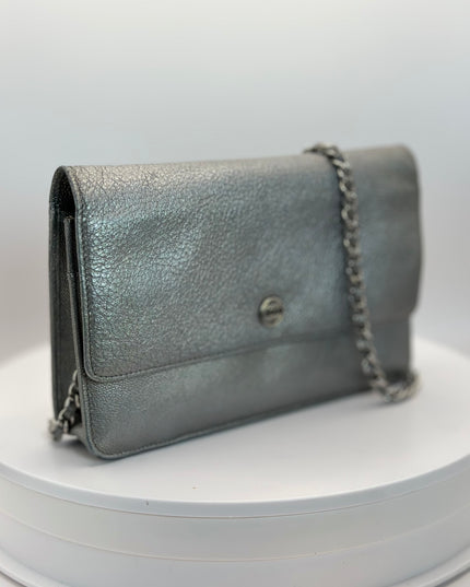 Chanel silver calfskin leather flap crossbody bag