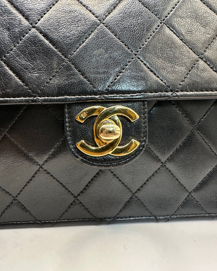 Chanel quilted black leather Flap crossbody with 24K turn lock and Chain