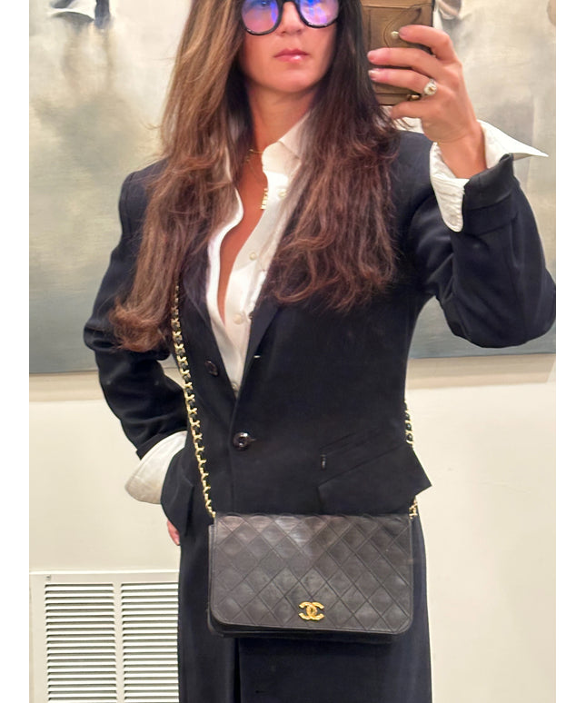 Sold!! Chanel black quilted leather flap crossbody bag