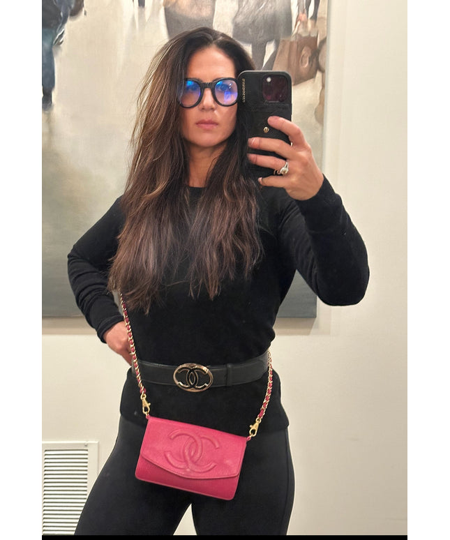 Authentic vintage Chanel pink cavair flap chain crossbody Bags WOC