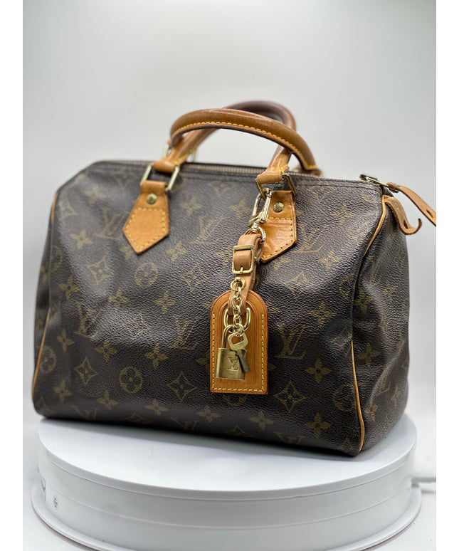 Sold!! LOUIS VUITTON Monogram Speedy 25 handbag