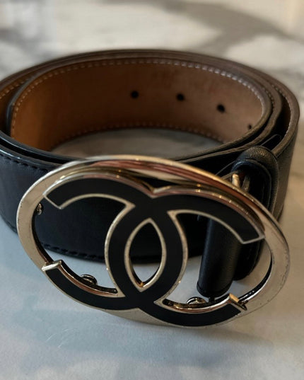 Chanel black leather belt