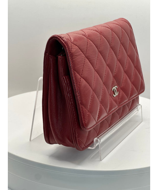 SOLD!! Chanel red calfskin flap crossbody bag