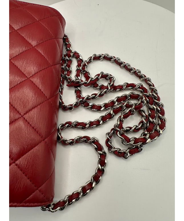SOLD!! Chanel red calfskin flap crossbody bag