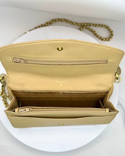 Sold!! Authenticated Chanel caviar flap crossbody bag