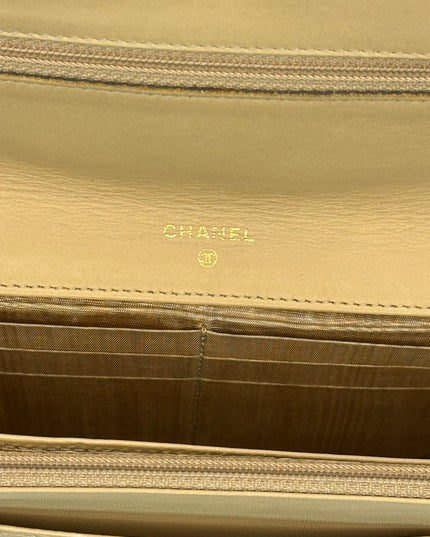 Sold!! Authenticated Chanel caviar flap crossbody bag