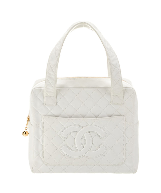 vintage Chanel white quilted calfskin handbag