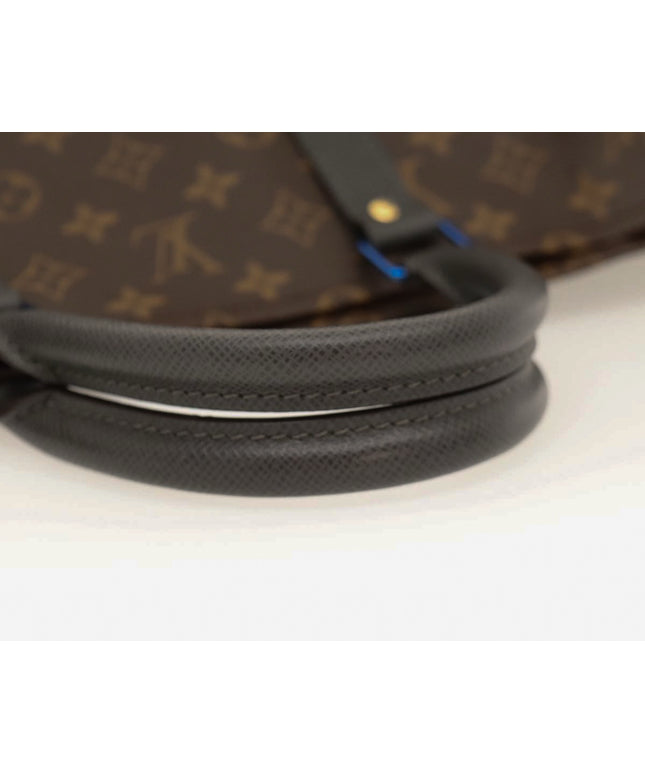 Authentic Louis Vuitton keepall duffle bag