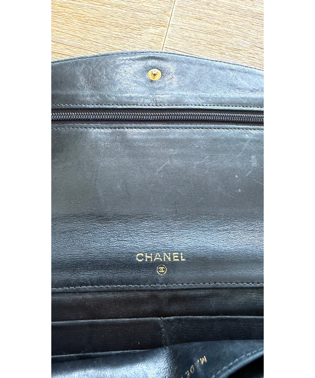 Black caviar wallet on chain