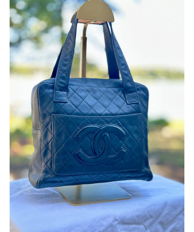 CHANEL Black Cologne quilted handbag