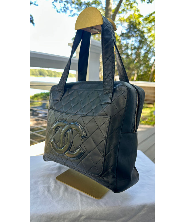 CHANEL Black Cologne quilted handbag