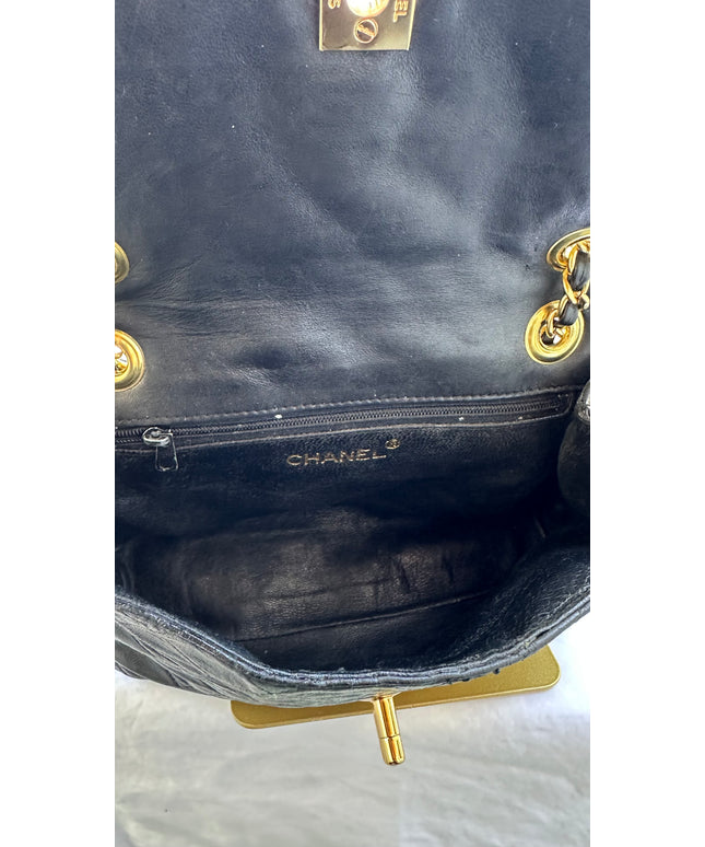 Chanel black leather flap chain bag