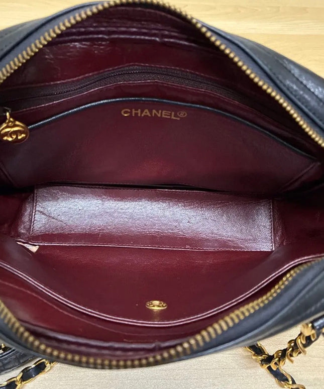 Chanel Zippered Chain Crossbody Bag – Black Leather