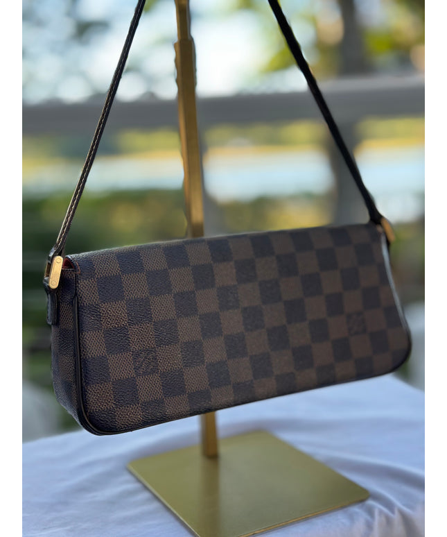 LOUIS VUITTON Damier Recoleta Shoulder bag &nbsp;