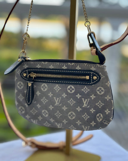LOUIS VUITTON  Encre Monogram Idylle Mini Accessories Pochette denim Bag