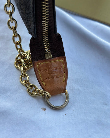 Louis Vuitton Pochette Accessoires Pouch chain monogram Shoulder Bag