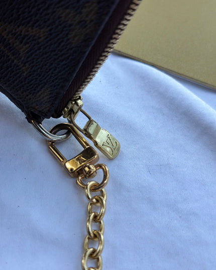 Louis Vuitton Pochette Accessoires Pouch chain monogram Shoulder Bag