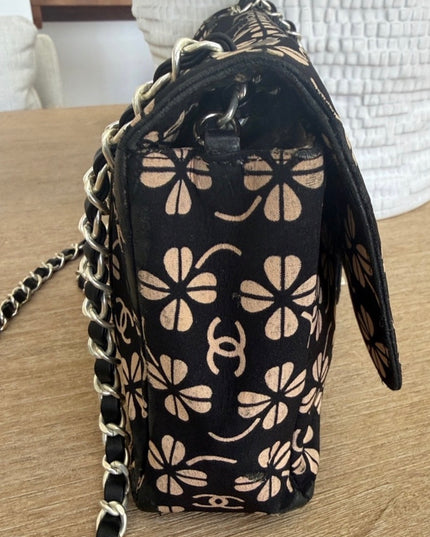 Black canvas flap bah