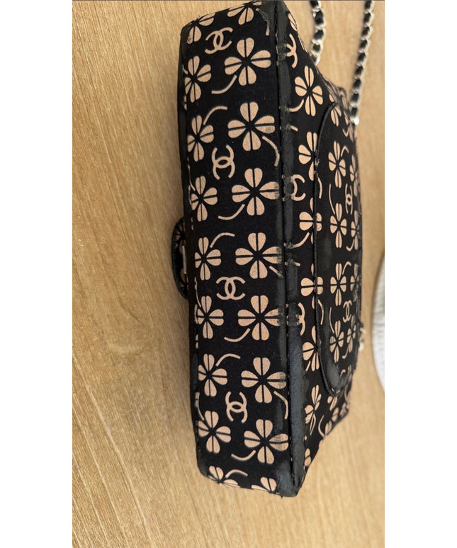Black canvas flap bah