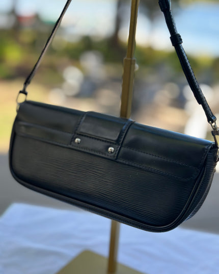 LOUIS VUITTON Epi Pochette Montaigne Shoulder Bag (Copy)