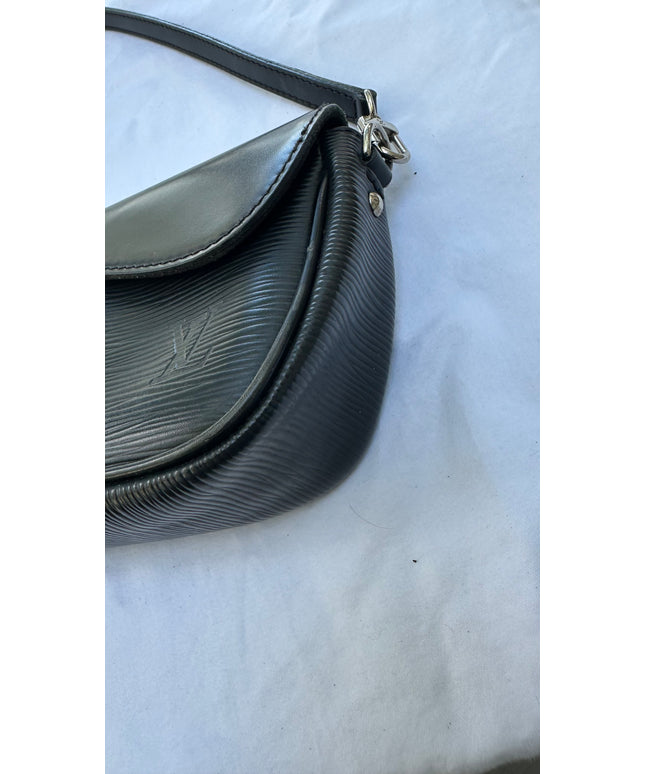 LOUIS VUITTON Epi Pochette Montaigne Shoulder Bag (Copy)
