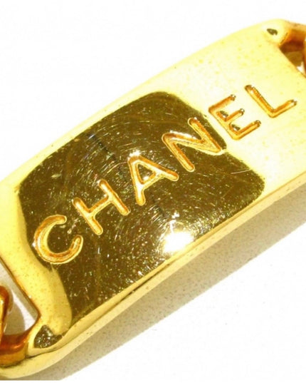 Name plate chain belt