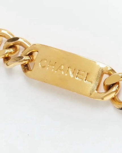 Name plate chain belt