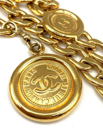 6 Medallion chain belt