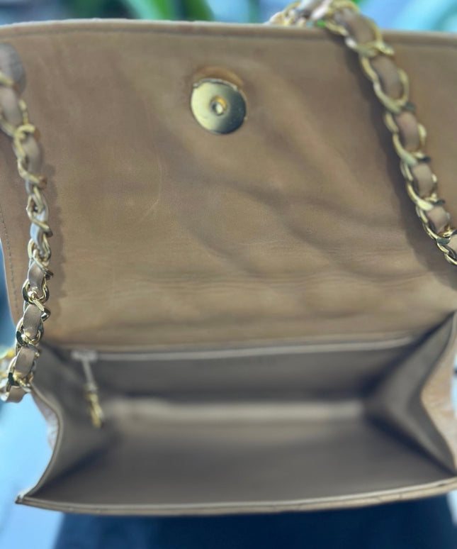 Chanel Matelasse Flap Bag – Tan Lambskin with Chain Strap