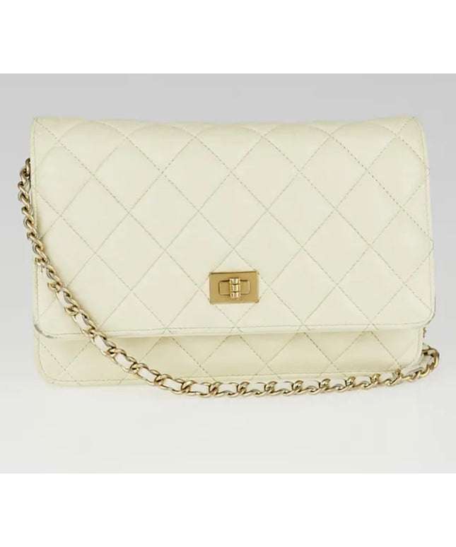 2.55 Reissue Cream quilted wallet on chain