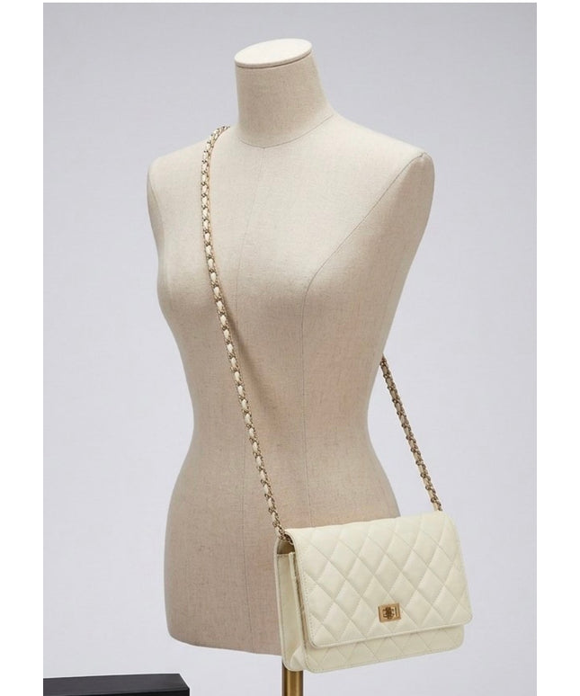2.55 Reissue Cream quilted wallet on chain
