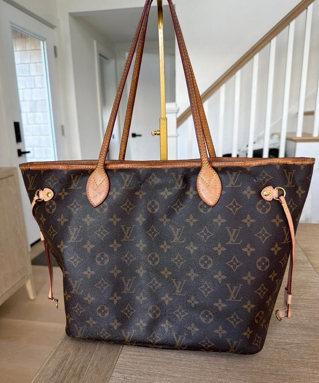 Louis Vuitton Neverfull MM Monogram Tote