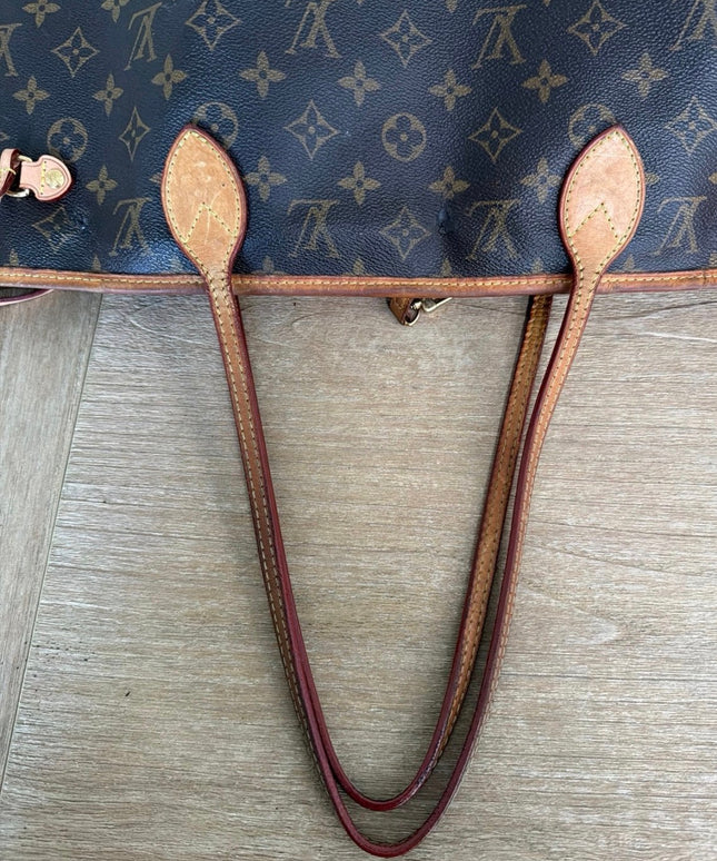 Louis Vuitton Neverfull MM Monogram Tote