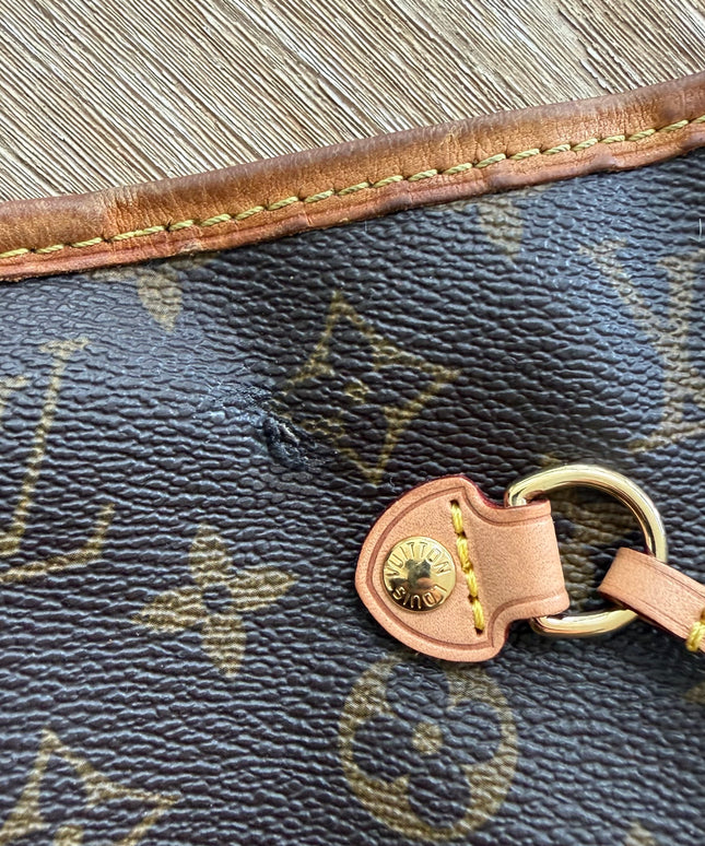 Louis Vuitton Neverfull MM Monogram Tote