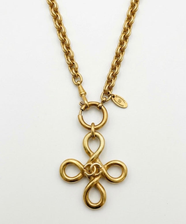 Chanel Clover Knot chain necklace