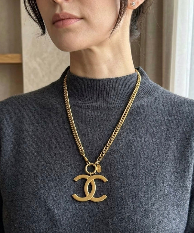 Chanel chain Interlocking CC necklace