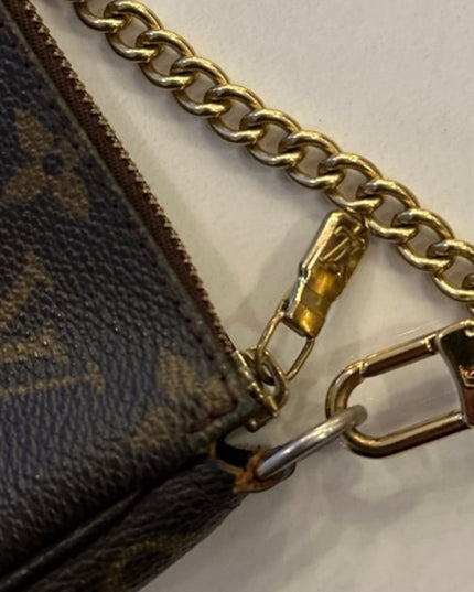 Louis Vuitton monogram Pochette Accessoires